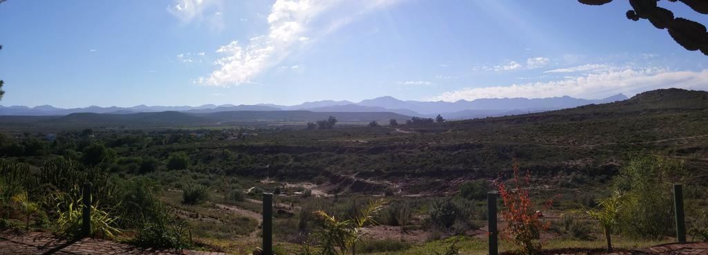 Oudtshoorn Homestay Accommodation ภายนอก รูปภาพ